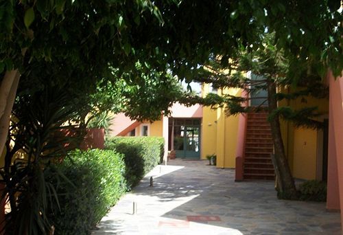 Minos Village Hotel Agia Marina  Exterior photo